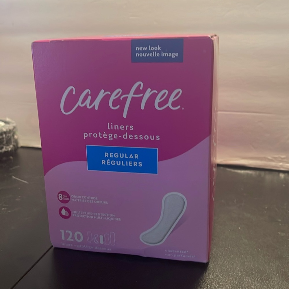 Carefree regular pads. 120